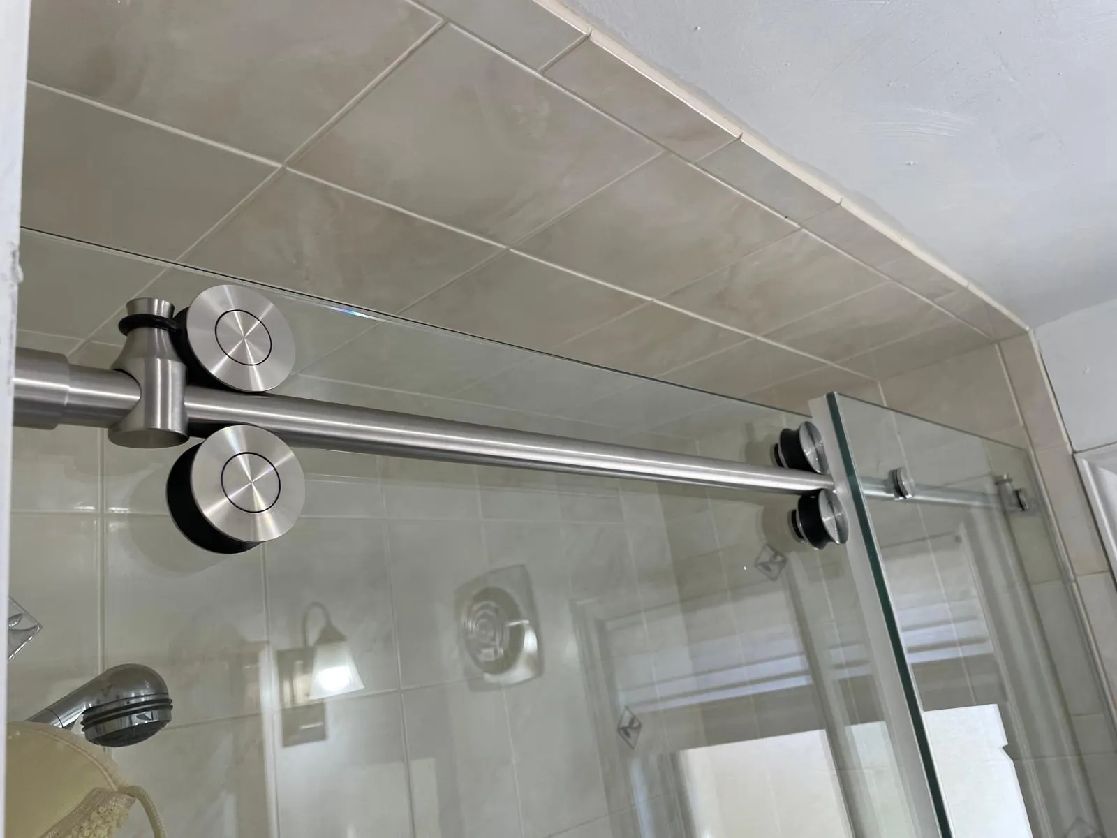 Glass Shower Door 02 project by ALUWORLD LTD