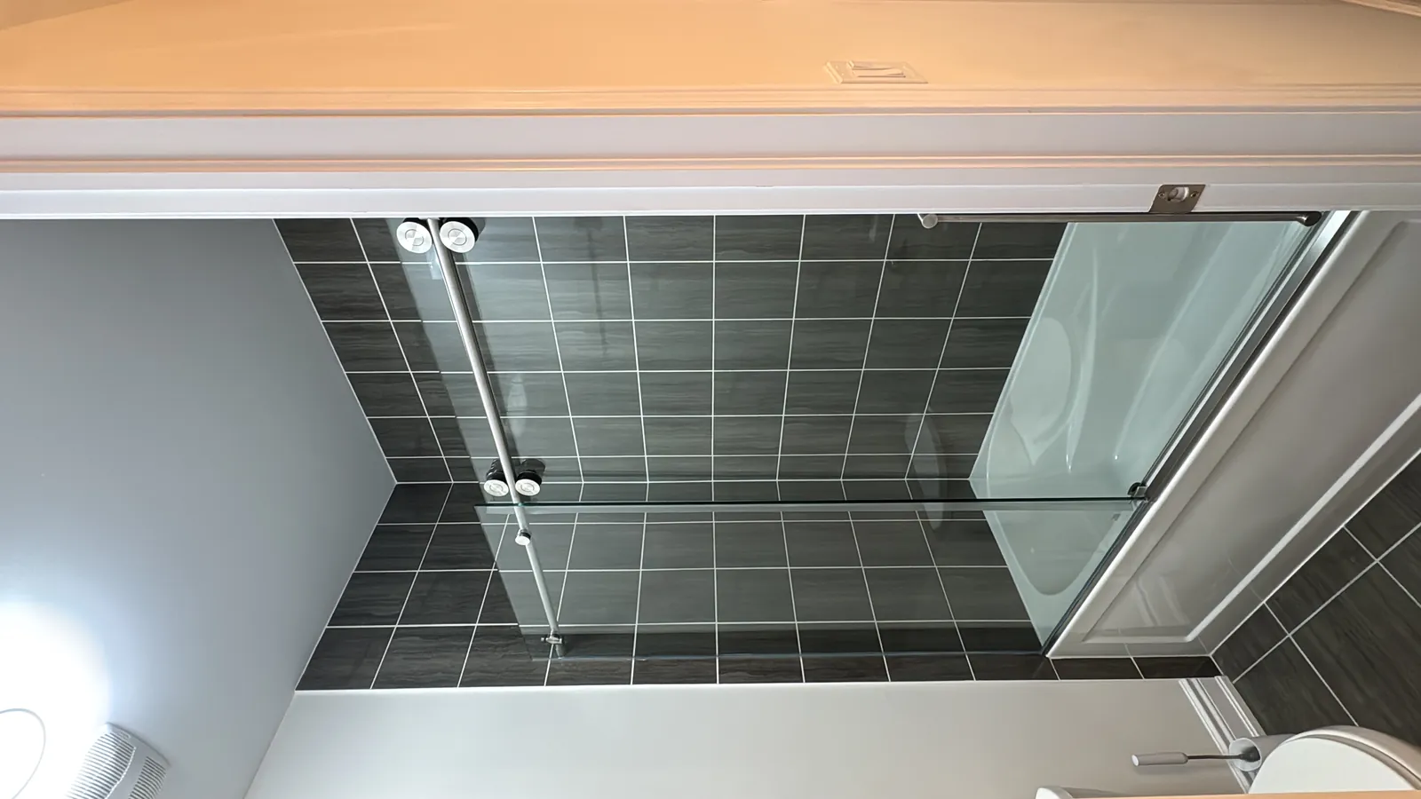 Glass Shower Door 03 project by ALUWORLD LTD